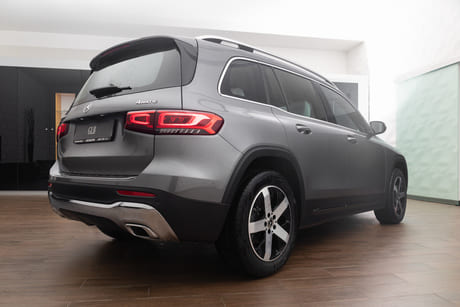 Мерседес-Бенц GLB Внедорожник Фото Mercedes-Benz GLB SUV